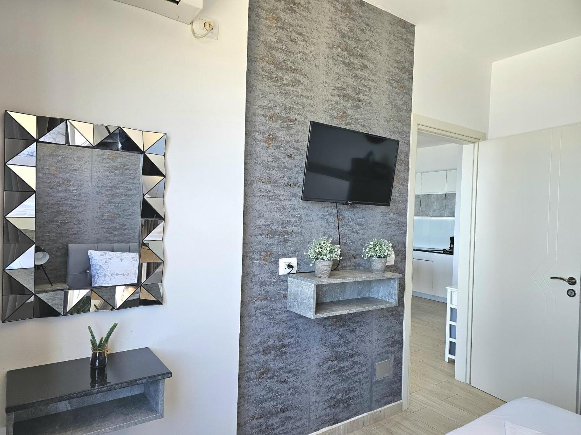 Apartment Luxury Sarandë