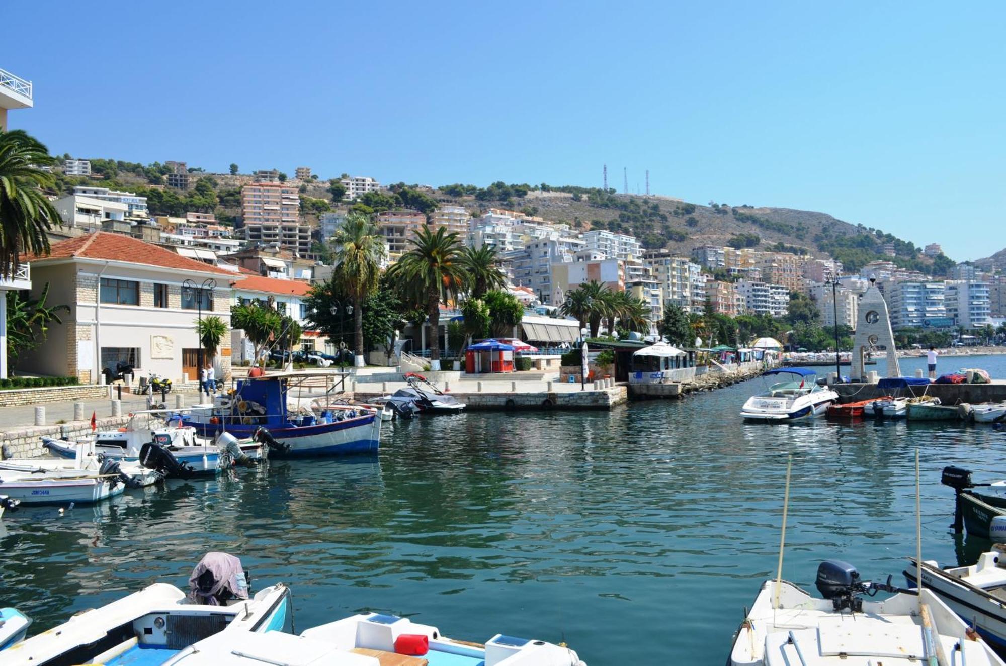 Apartment Luxury Sarandë